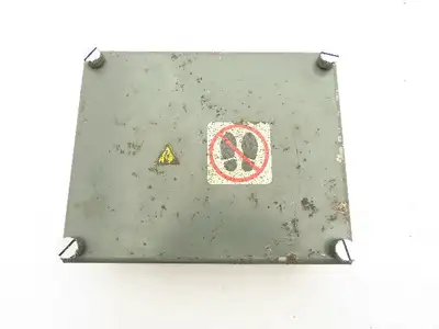 Electrical Enclosure w/Idec Power Distribution Contact Block 200A 600V Lot of 5