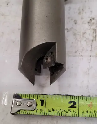 Used KENNAMETAL SEF100120RHSK63AM Misc Industrial Equipment Kentucky US | Aucto #687903