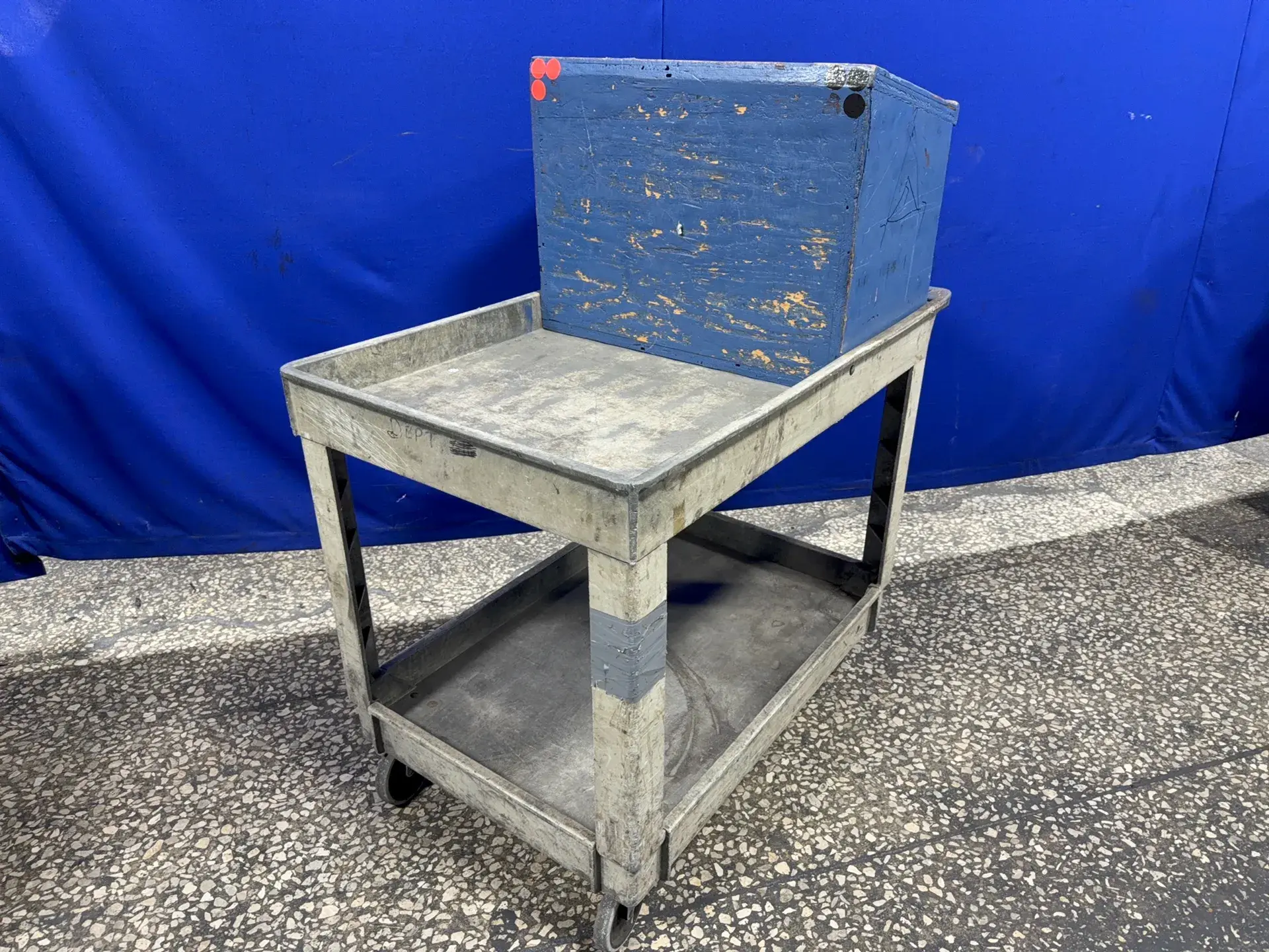 Used RUBBERMAID _UNKNOWN_ Miscellaneous MRO Ohio US | HGR 24 #1244677