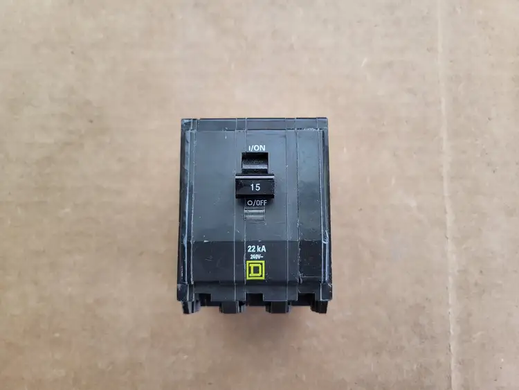 Used SQUARE D QOB315 Switchgears British Columbia CA | Lenmark #1438572