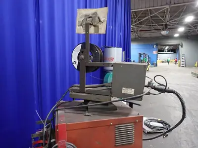 USED THE LINCOLN ELECTRIC COMPANY R3S325