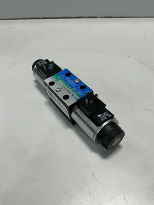 USED VICKERS DG4V-3S-6C-M-U-HL7-60-EN490