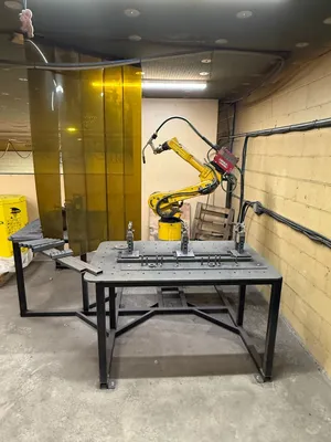 2006 FANUC ARC MATE 100IBE Robotic Welders | ListingHippo (5)