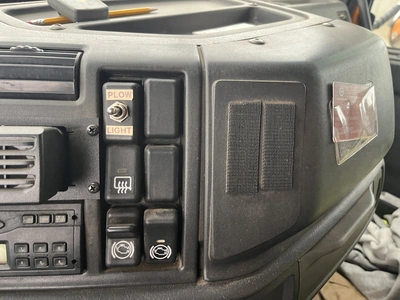 Used 2003 VOLVO VHD 6X4 Dump trucks Michigan US | Miedema Asset Management Group #1414287