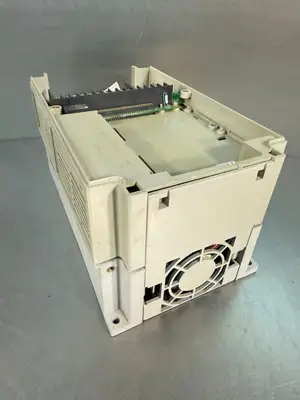 Hitachi SJ300-022LFU Inverter Kw/Hp 2.2/3 200-240VAC 50/60HZ (6.5.3)
