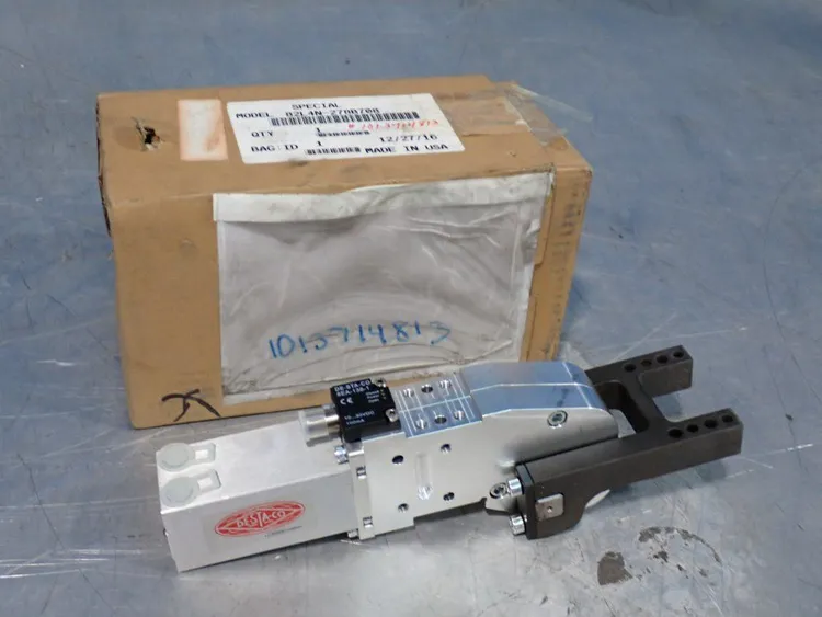 New | in-Stock DESTACO 82L4N2030000B1 Clamps | HGR 24 #732097