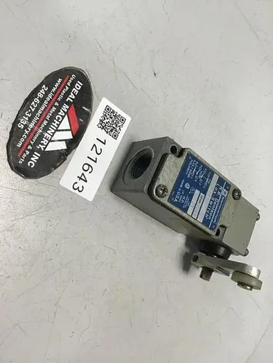 Used TELEMECANIQUE C3JK04 Relays & Switches Michigan US | Ideal Machinery #703526