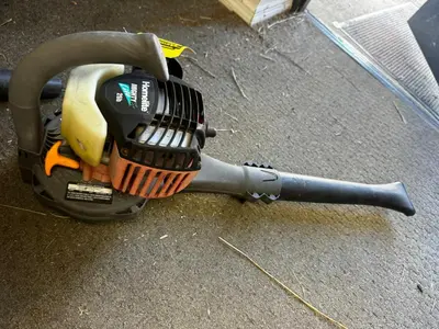 Used _UNKNOWN_ _UNKNOWN_ Leaf Blowers (Commercial) Ohio US | Myron Bowling Auctioneers Inc #1518734