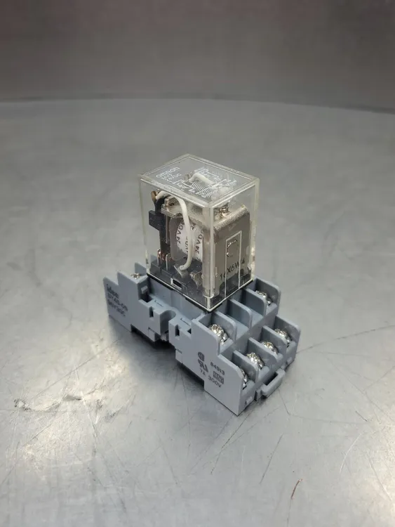 Used Omron/Idec _UNKNOWN_ Relays & Switches South Carolina US | Palmetto Automation #1163687