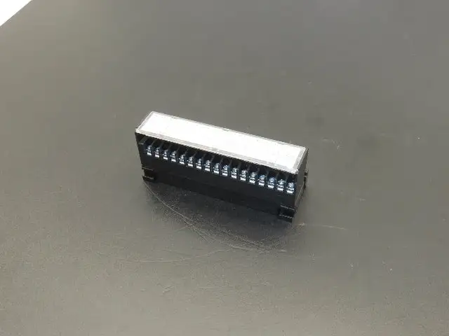 Keyence XC-T34B2 Screw Terminal Flat Cable Connector Conversion Block 125V