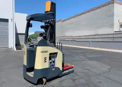 USED 2000 CROWN RR5020-45