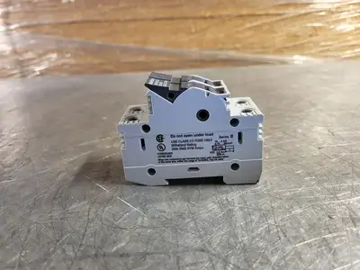 USED ALLEN-BRADLEY 1492-FB2C30