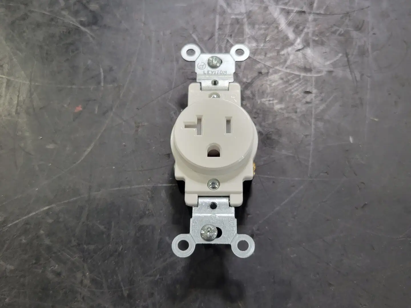 NEW LEVITON T5020-W