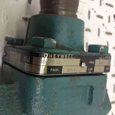 USED HONEYWELL 3/4 1406