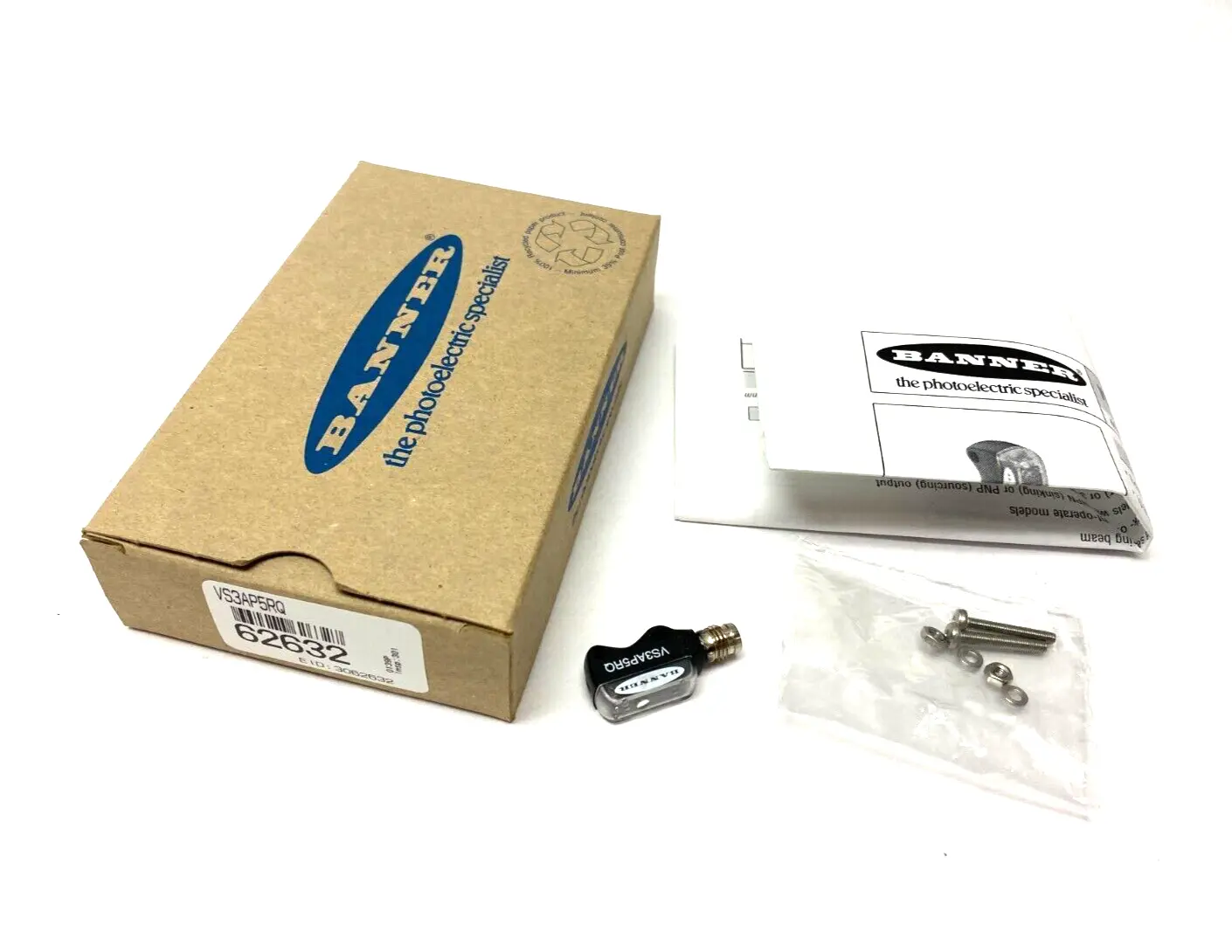 VS3AP5RQ, 62632 | Banner VS3AP5RQ Opposed-Mode Photoelectric Sensor w/ Advanced Optics 62632 - New