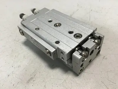 USED SMC MXQ12L-20P