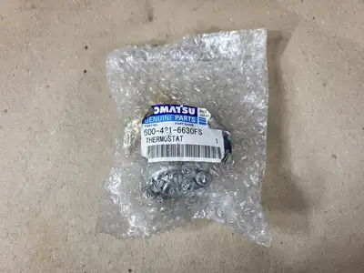 NEW KOMATSU 600-421-6630FS