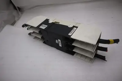 Allen Bradley 140U-J6X3 100A 3P 600V AC 250V DC Circuit Breaker STOCK H1866