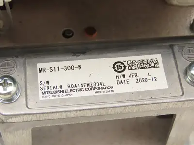 Mitsubishi MR-S11-300-N AC Servo Motor Drive Controller Assembly Version L