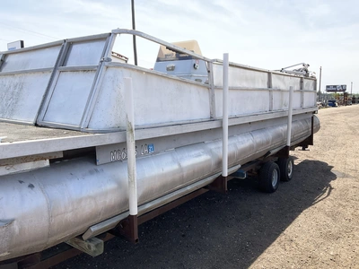USED 1979 CREST 29-22