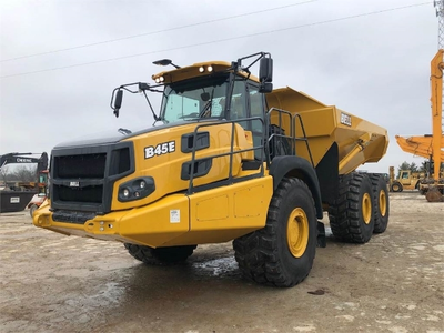 USED 2018 Bell B45E