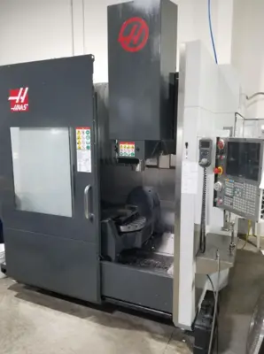 2017 HAAS UMC-750 Vertical Machining Centers | Machinery Network (2)