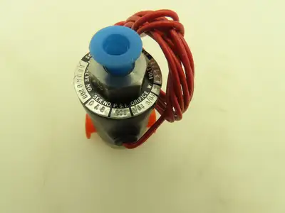Honeywell Skinner B6DA9200 Solenoid Valve 3-Way NO 120V 200 PSI 1/16"
