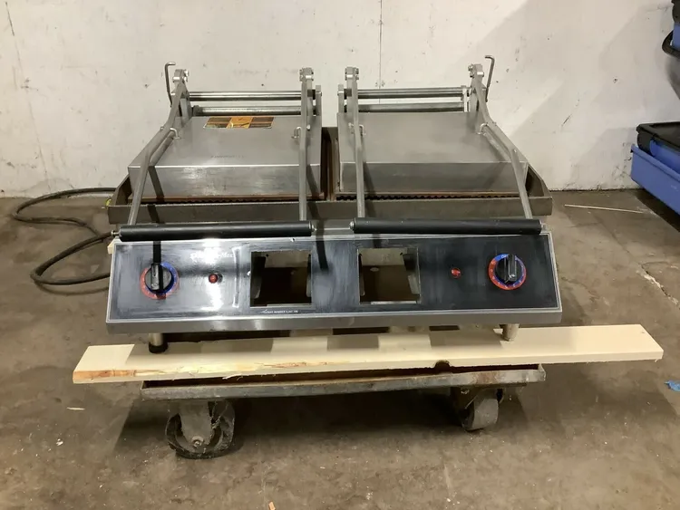 Used _UNKNOWN_ _UNKNOWN_ Sandwich Machines Michigan US | Grocery Equipment Sales #1059681