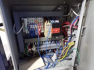 End Cap Clip Press Station