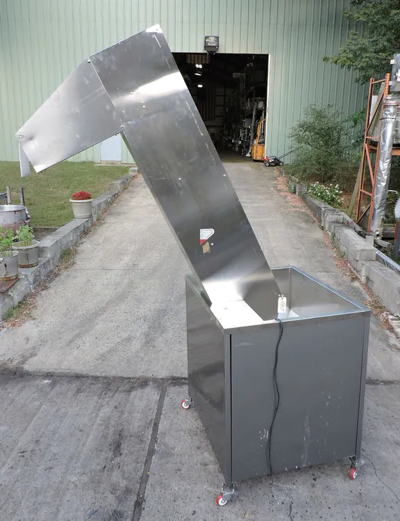 Used PALACE PACKAGING MACHINES INC. H-15 Incline Conveyors New Jersey US | Champion Trading Corporation #423364