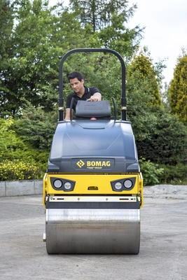 BOMAG BW 100 AD-5 Tandem Vibratory Rollers | Mid South Machinery (9)