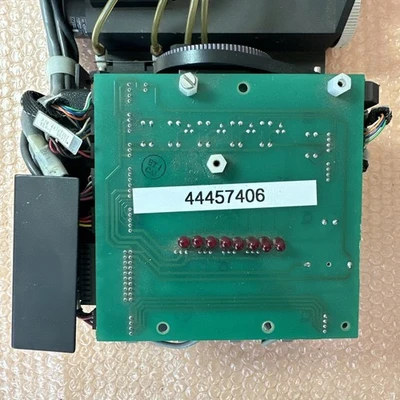 USED Universal Instruments 44295103
