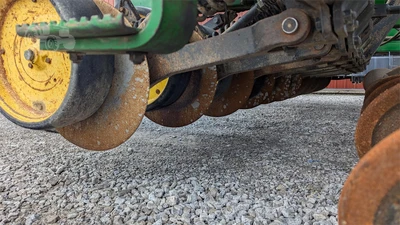 USED JOHN DEERE 750