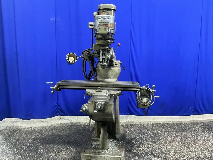 Used BRIDGEPORT SERIES I Vertical Mills Ohio US | HGR 24 #1419016