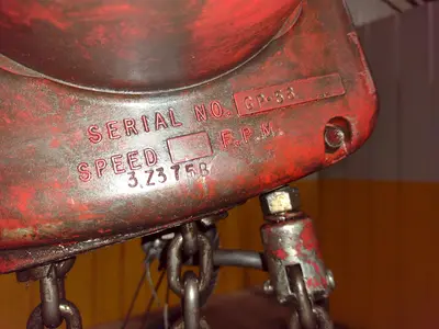 2 TON DAYTON MOTORIZED CHAIN HOIST: YOBRO 24665