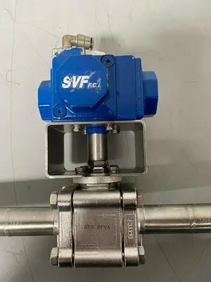 USED LOT OF 2 - SVF F.C.I STAINLESS STEEL HS15-2 VALVE ACTUATORS W/ 1" SANITARY FIT