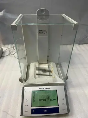 Mettler Toledo Model XS105DU