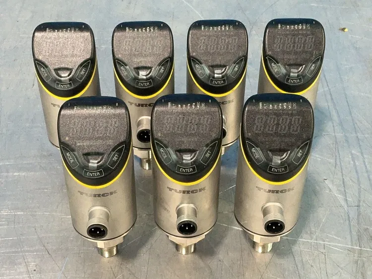 Used TURCK PS51010V032UPN8H1141 Pressure Transmitters Ohio US | HGR 24 #1263309