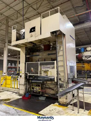 1992 KOMATSU E2G-300UD Straight Side Mechanical Stamping Presses | Rygate LLC (3)