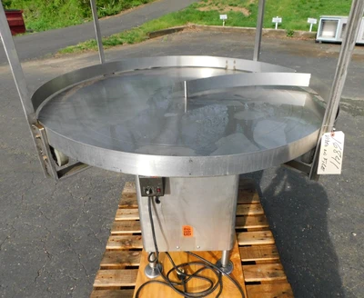 USED 48" ACCUMULATOR TABLE 48 INCH TABLE