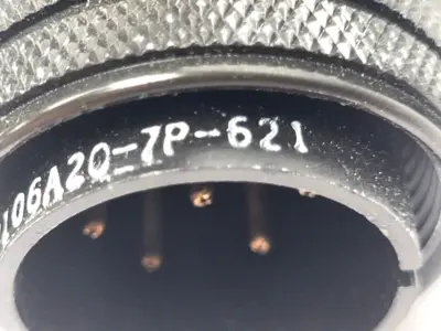 USED AMPHENOL 1245 97-4106A20-ZP-621