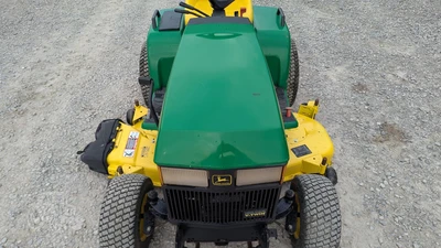 USED JOHN DEERE 425