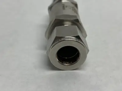 USED SUPERLOK INLINE FILTER 3000PSI 1/2" TUBE