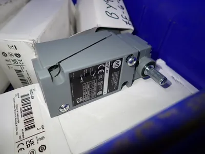 Limit Switches - 802t-ap