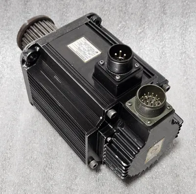 YASKAWA SGMG-13A2AAS Servo Motors | Great American Equipment Company (4)