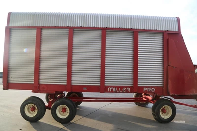 Used MILLER PRO 5200 Silage Wagons Pennsylvania US | Zimmerman Farm Service #1468808