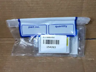 NEW LEVITON 2711