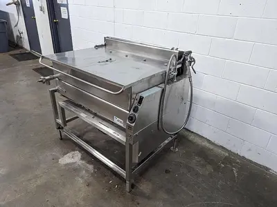 USED 1997 MARKET FORGE INDUSTRIES 40-STGM-L