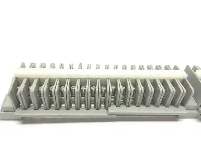 D-4933 | Phoenix Contact  Blomberg Terminal Block Lot of 34 - Used