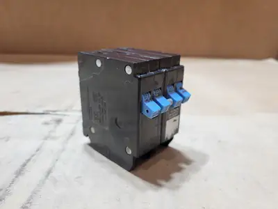 Used BRYANT DNPL215215 Switchgears British Columbia CA | Lenmark #1438445
